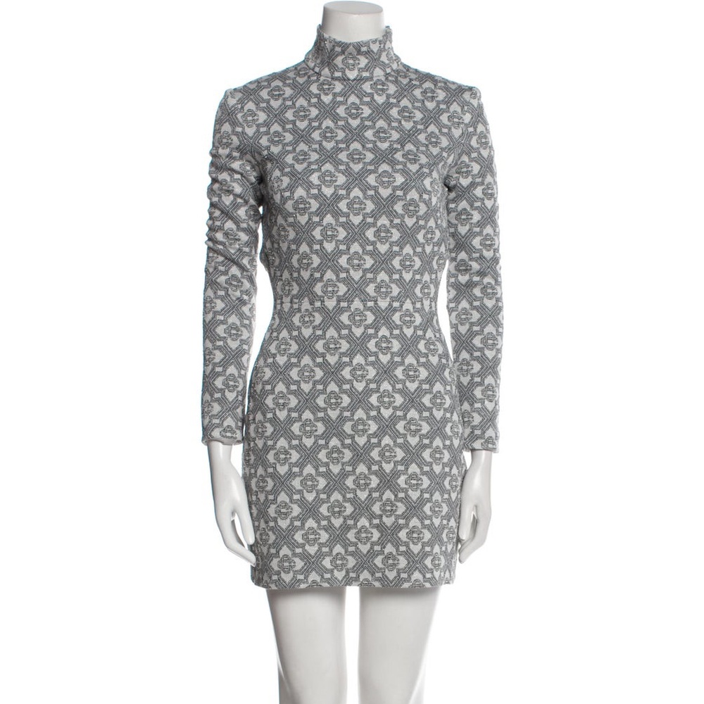 Elegant Grey Patterned Mini Dress